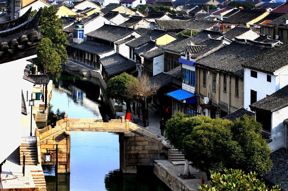 国家发改委:“银发一族”也有“诗和远方” 银发旅游占比提高